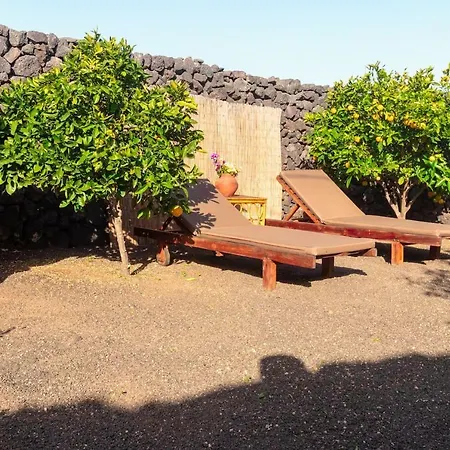 Los Dragos Teguise (Lanzarote)